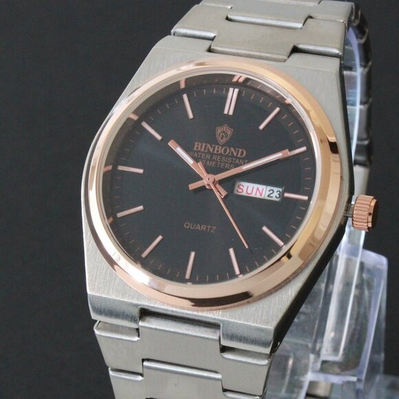 Men's Integrated Bracelet Sports Watch Stainless Steel Radiant Black Dial 40mm - Picture 7 of 14